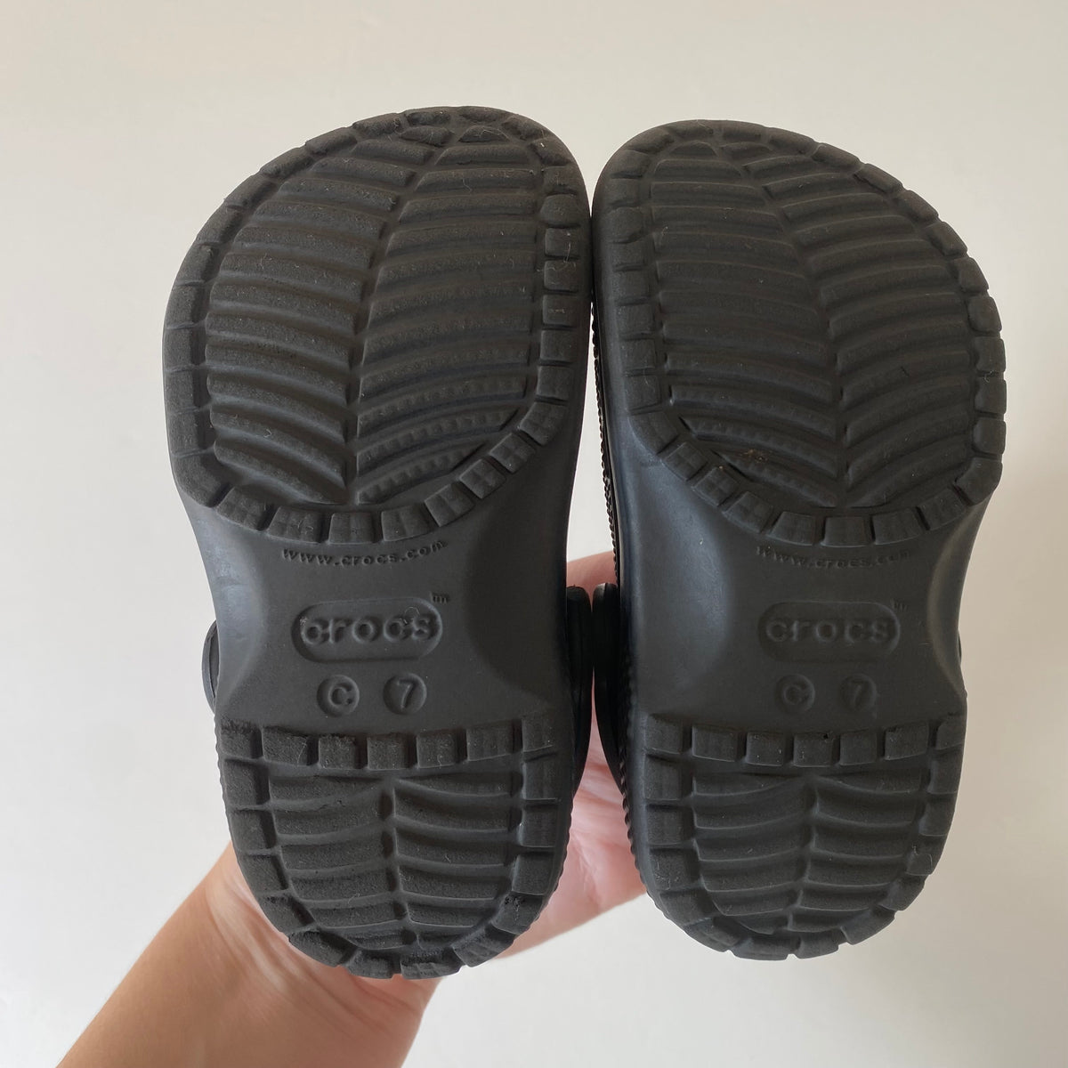 Crocs black classic UK size C7