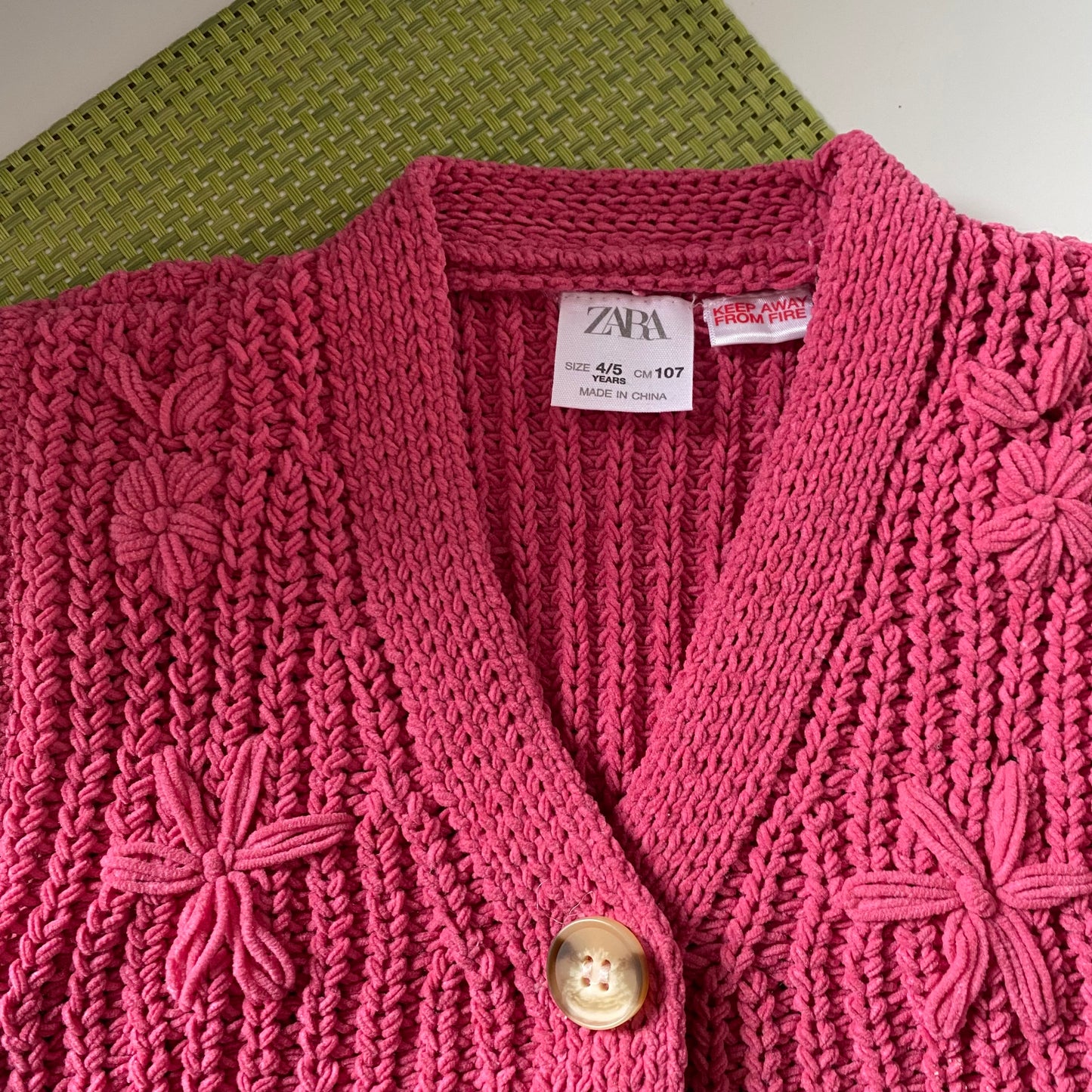 4-5Y Zara pink chunky knit floral embroidered waistcoat