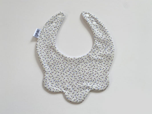 Forget me not scallop bib