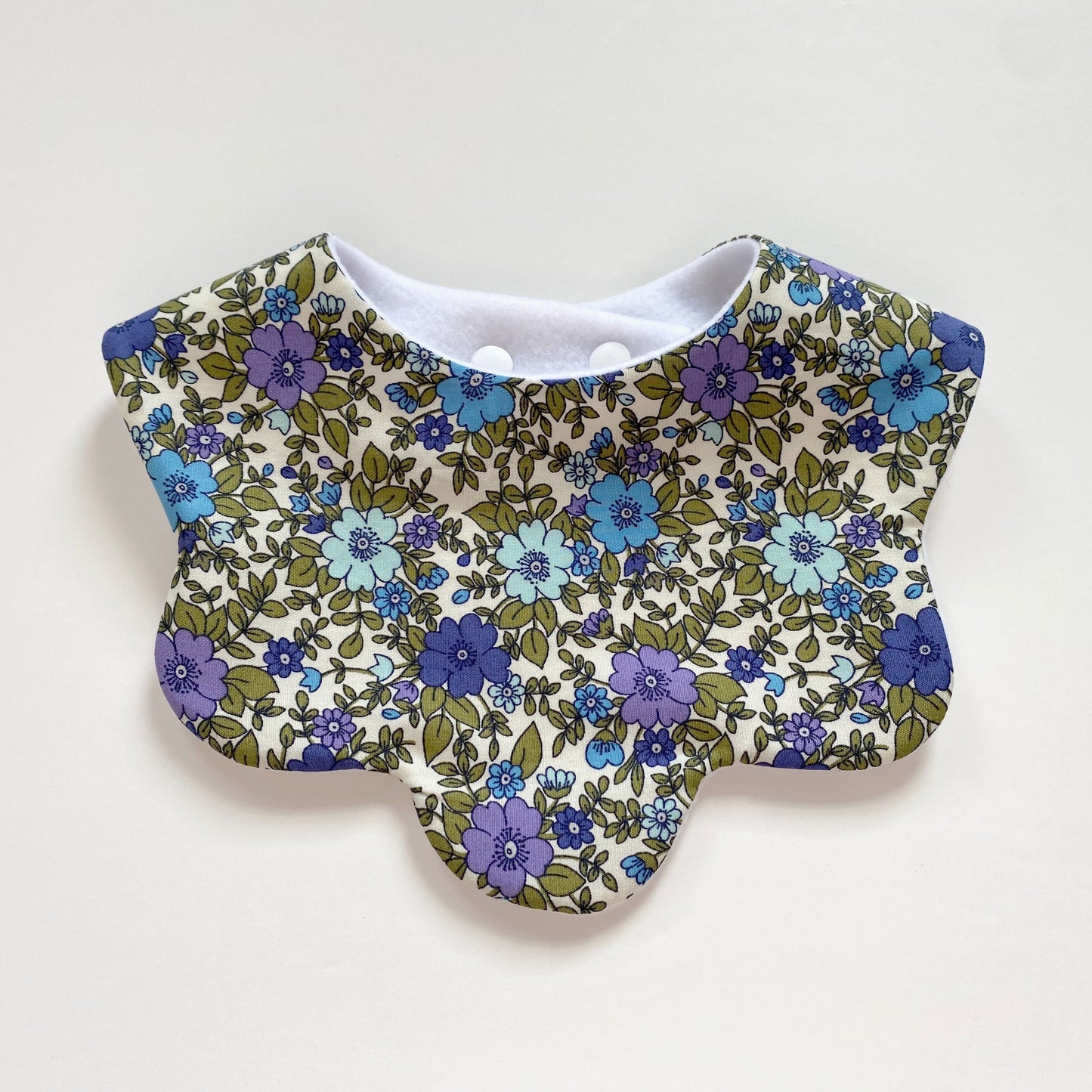 Multi blue green floral scallop bib