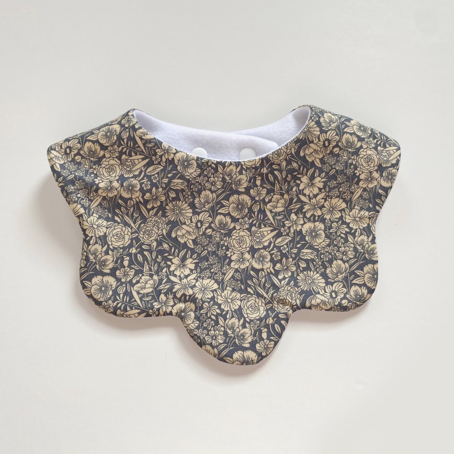 Vintage style floral scallop bib