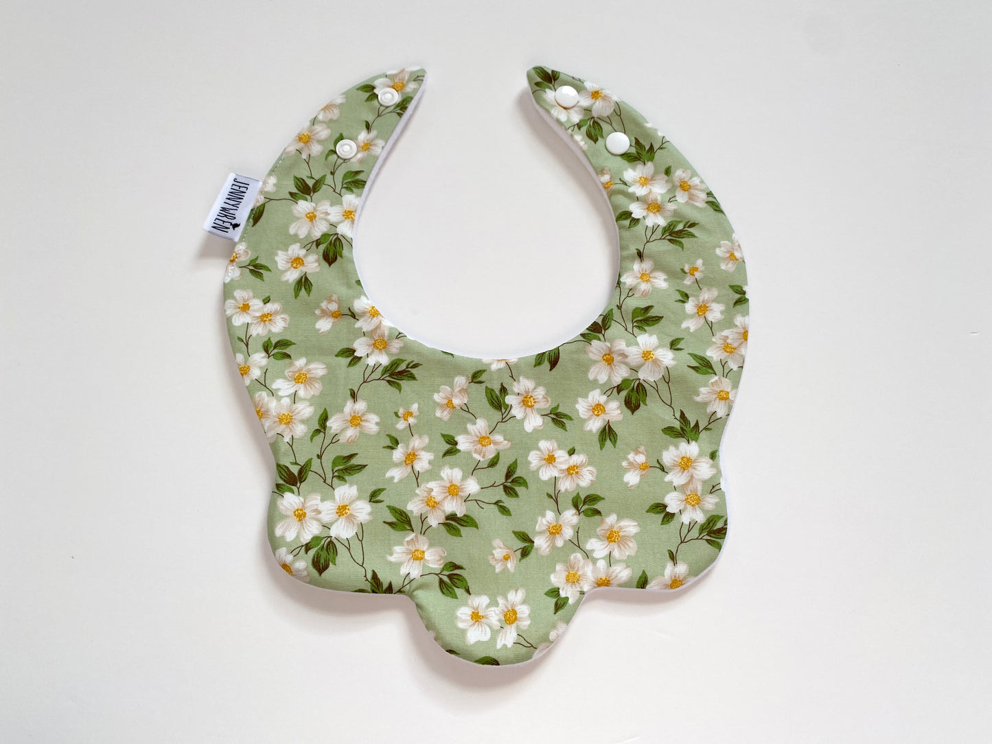 Mint green daisies scallop bib