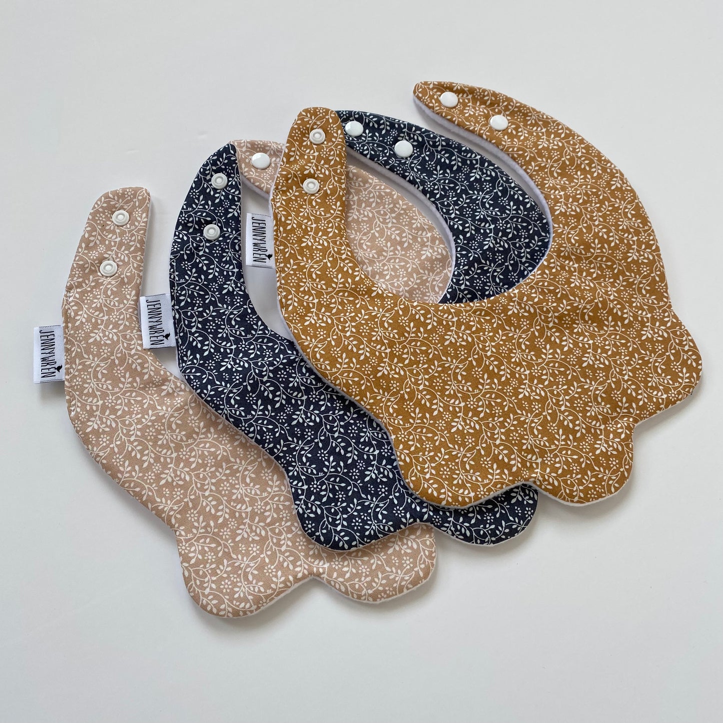 Choice of Autumn ditsy scallop bib