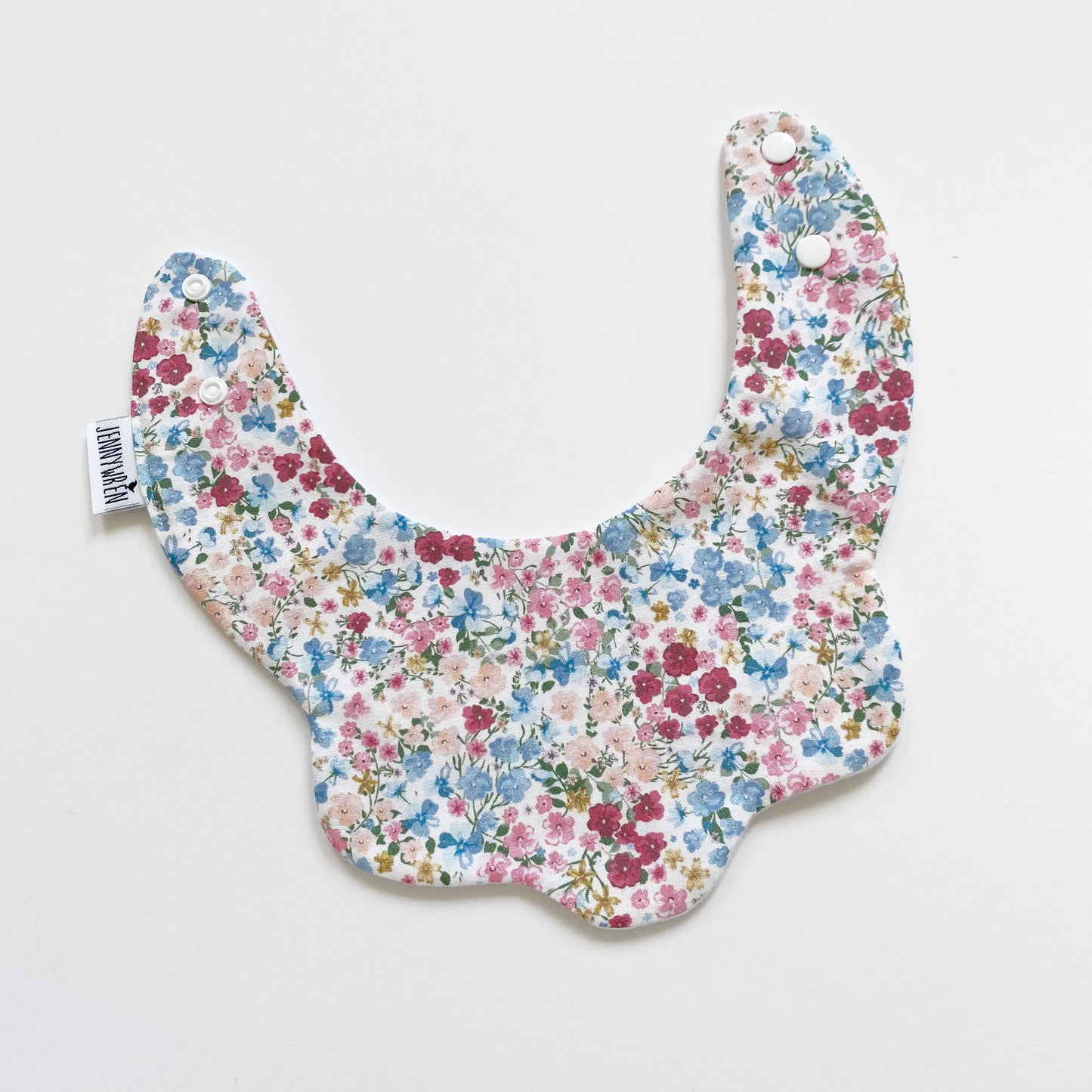 Primrose scallop bib