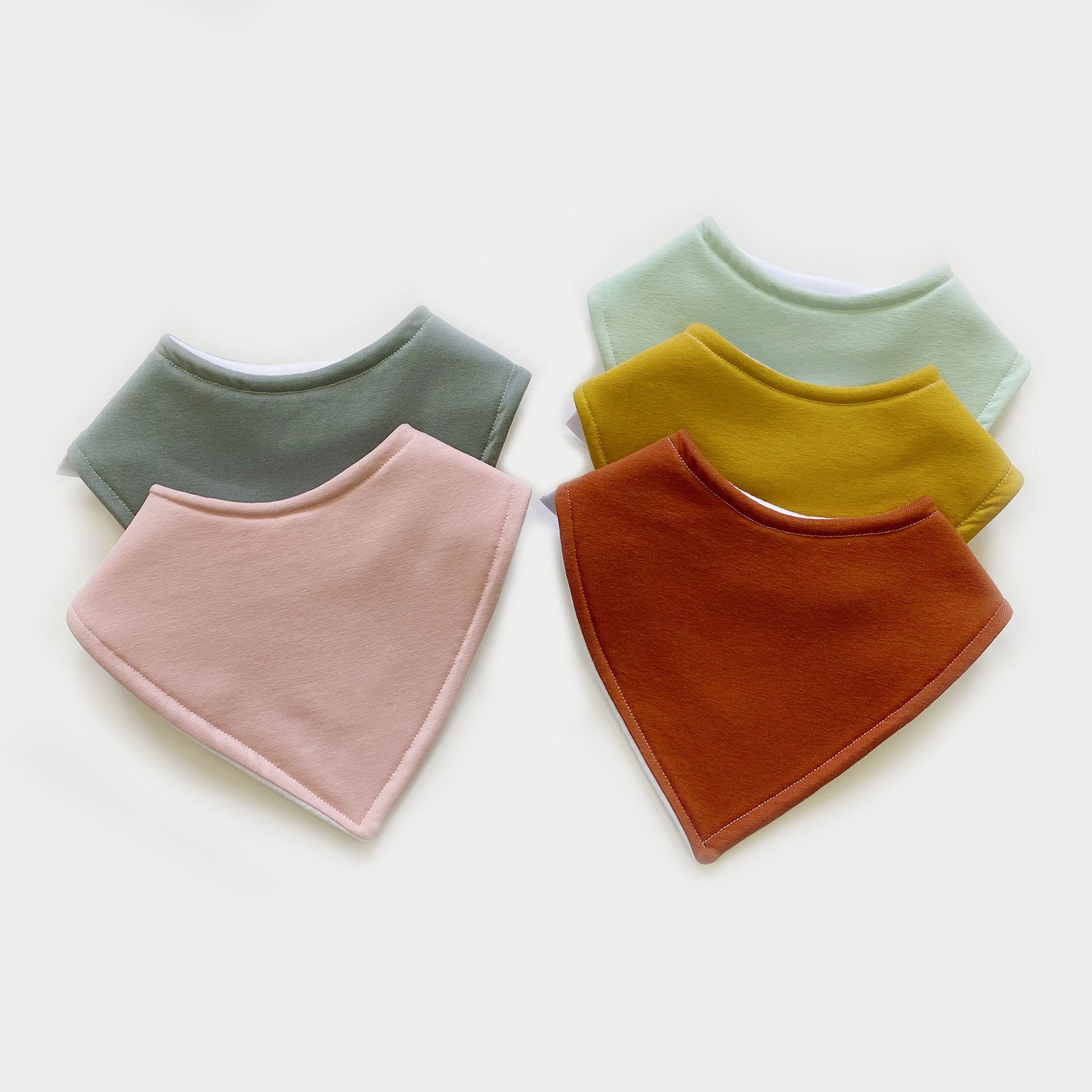 Choice of plain colour bib