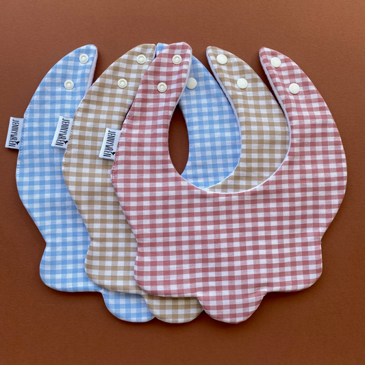 Choice of gingham scallop bib