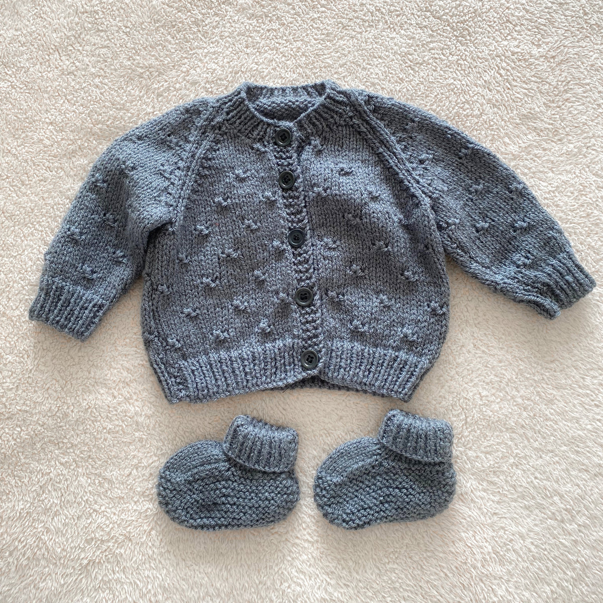 3-6M grey popcorn hand-knitted cardigan and booties set