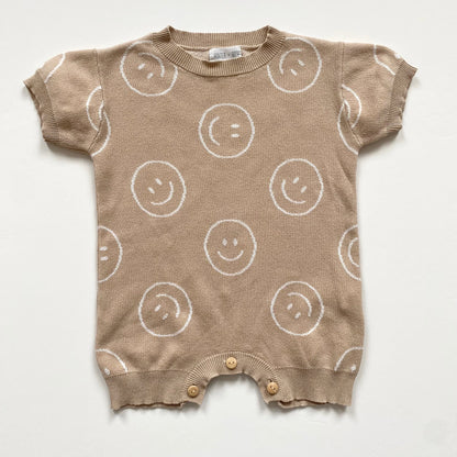 6-12M Hunter + Rose beige smiley face knitted romper