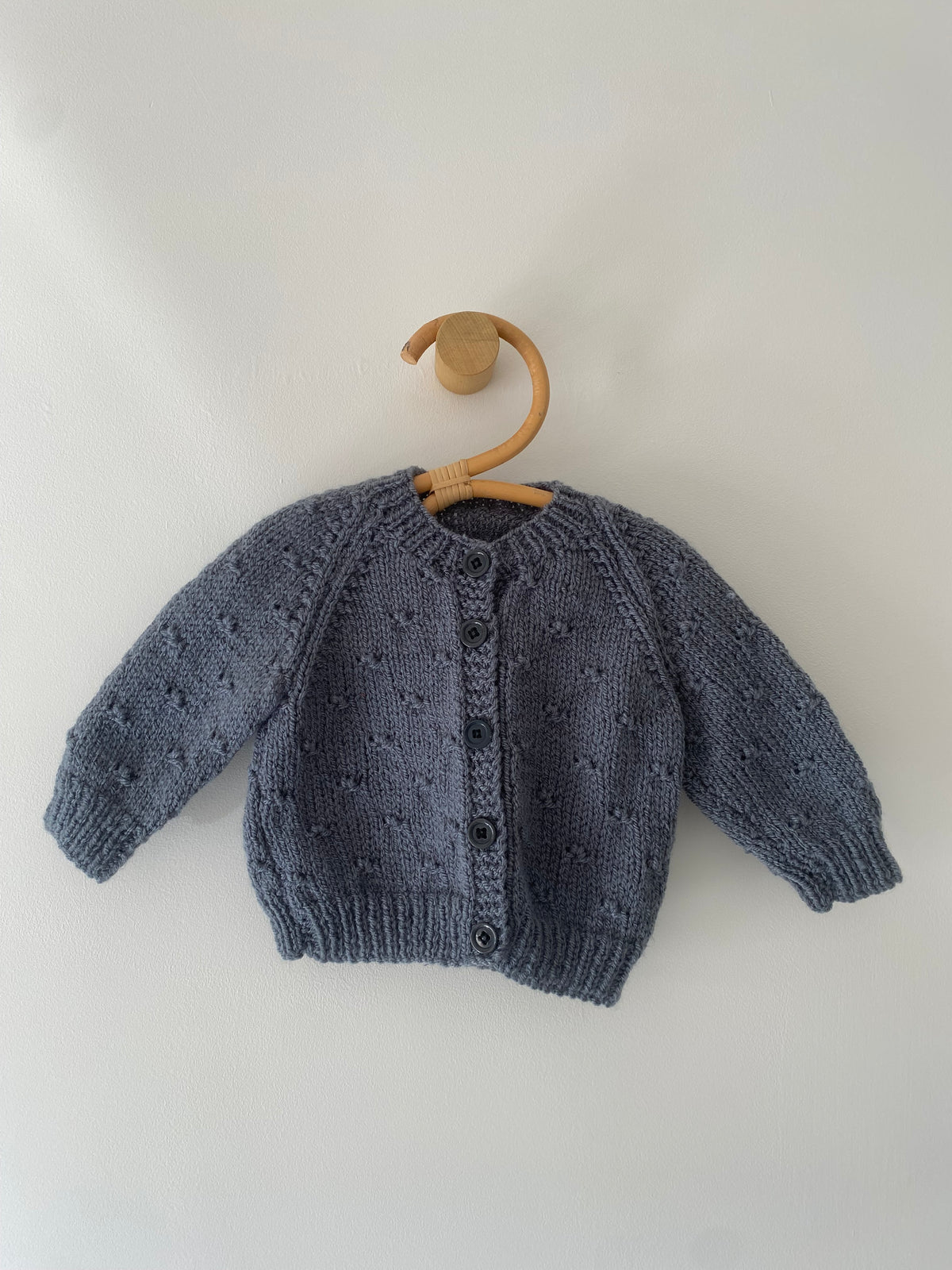 3-6M grey popcorn hand-knitted cardigan and booties set