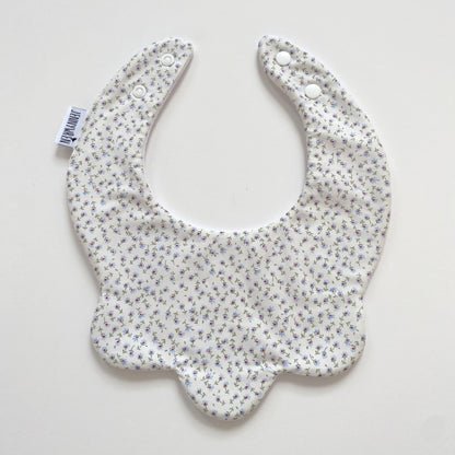 Forget me not scallop bib - seconds