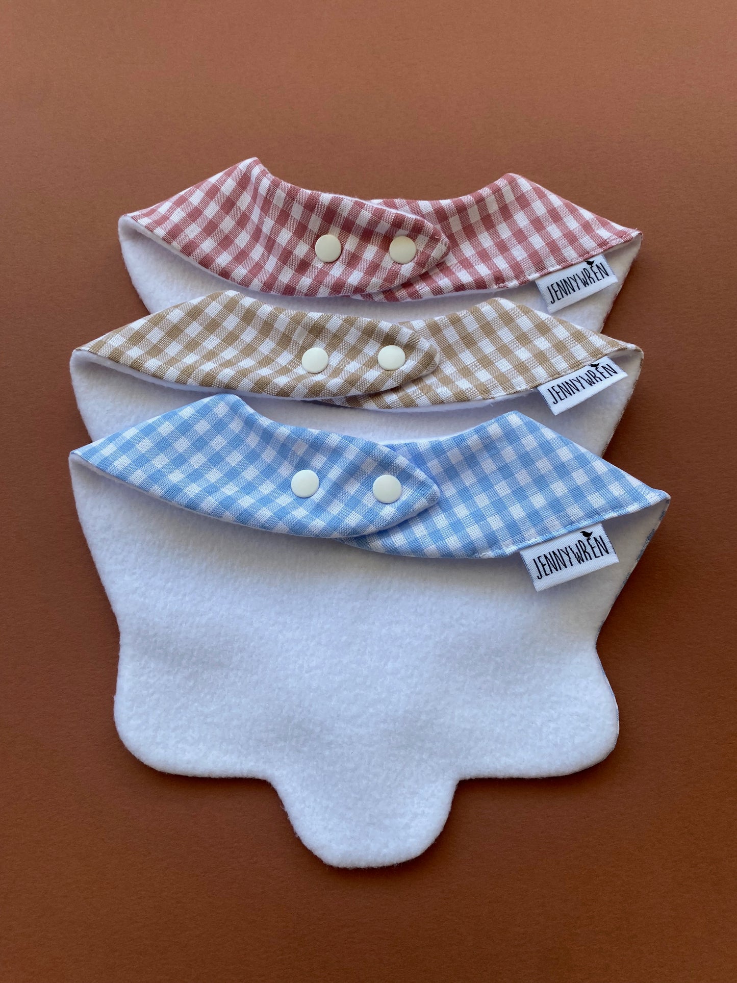 Choice of gingham scallop bib