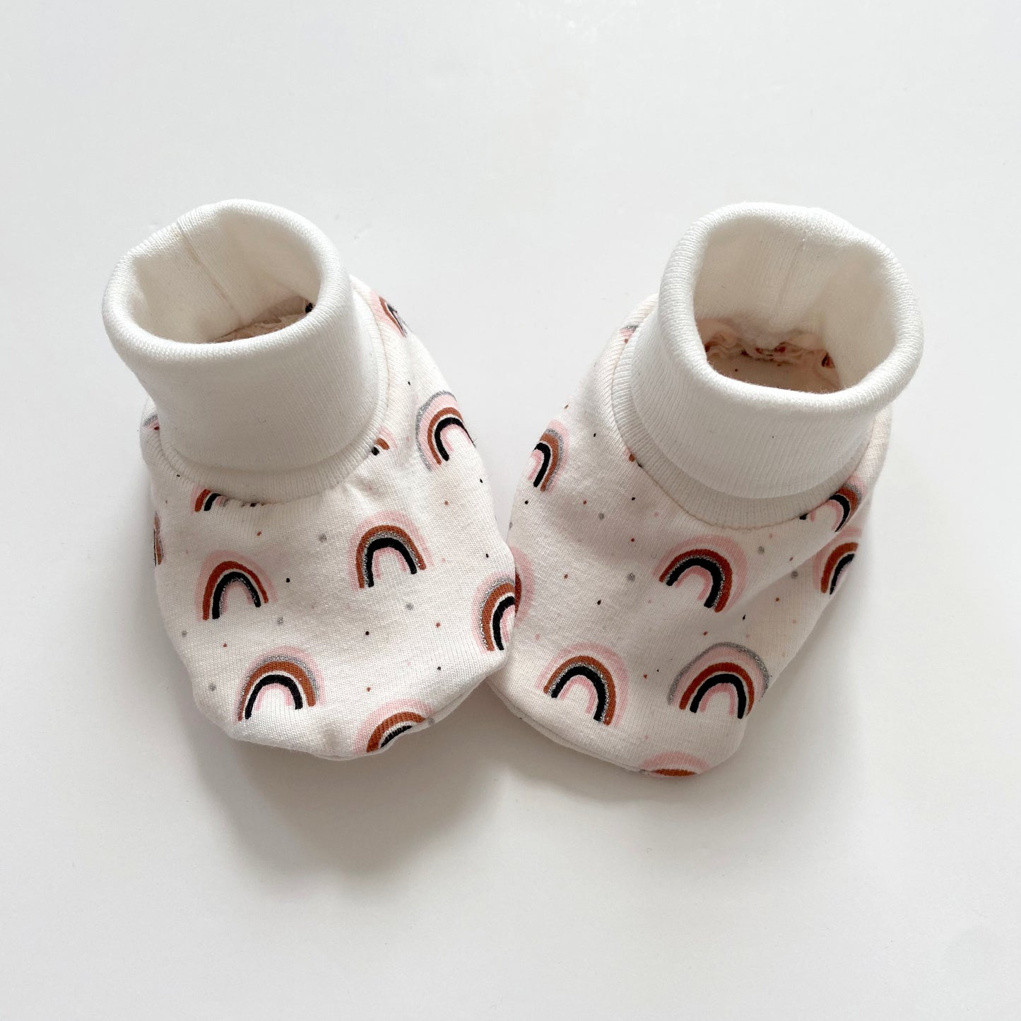 0-3M cream rainbow fabric booties