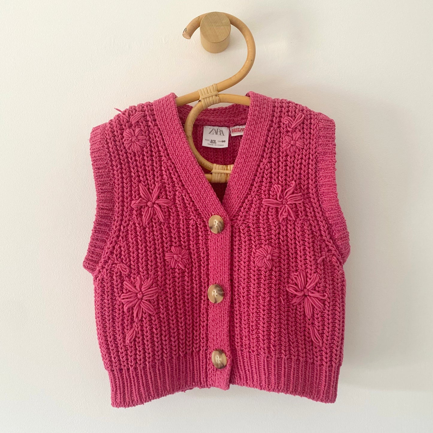 2-3Y Zara pink knitted floral waistcoat