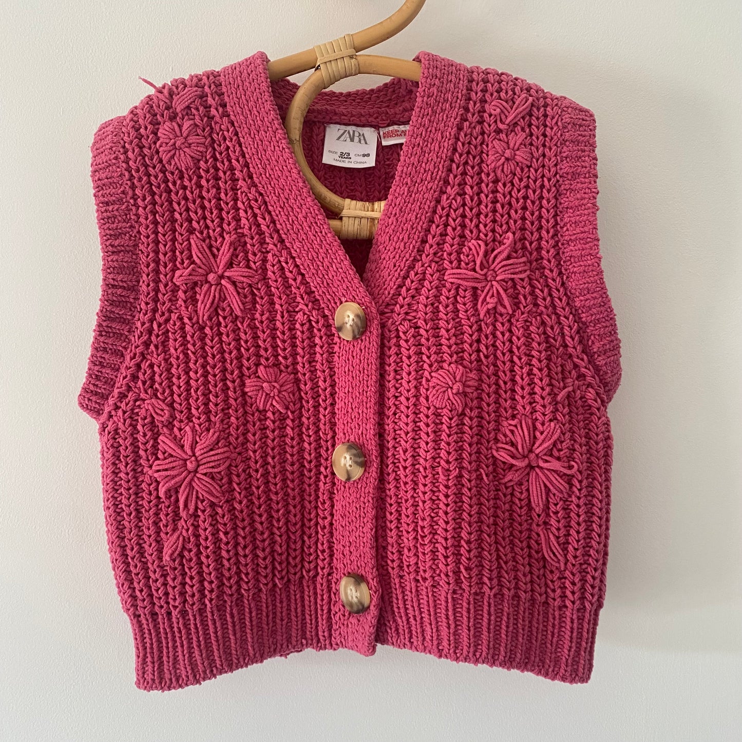 2-3Y Zara pink knitted floral waistcoat