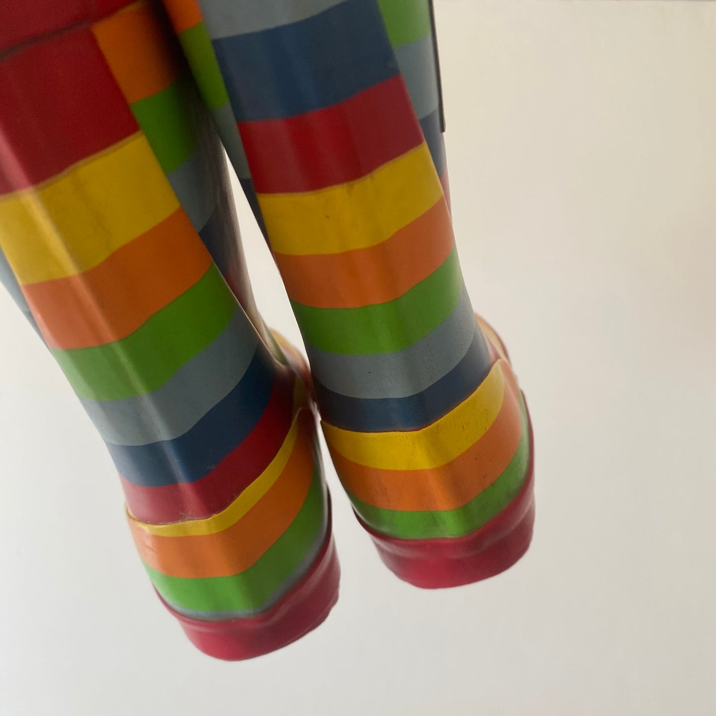 UK size 4 Jojo Maman Bebe rainbow stripe wellies