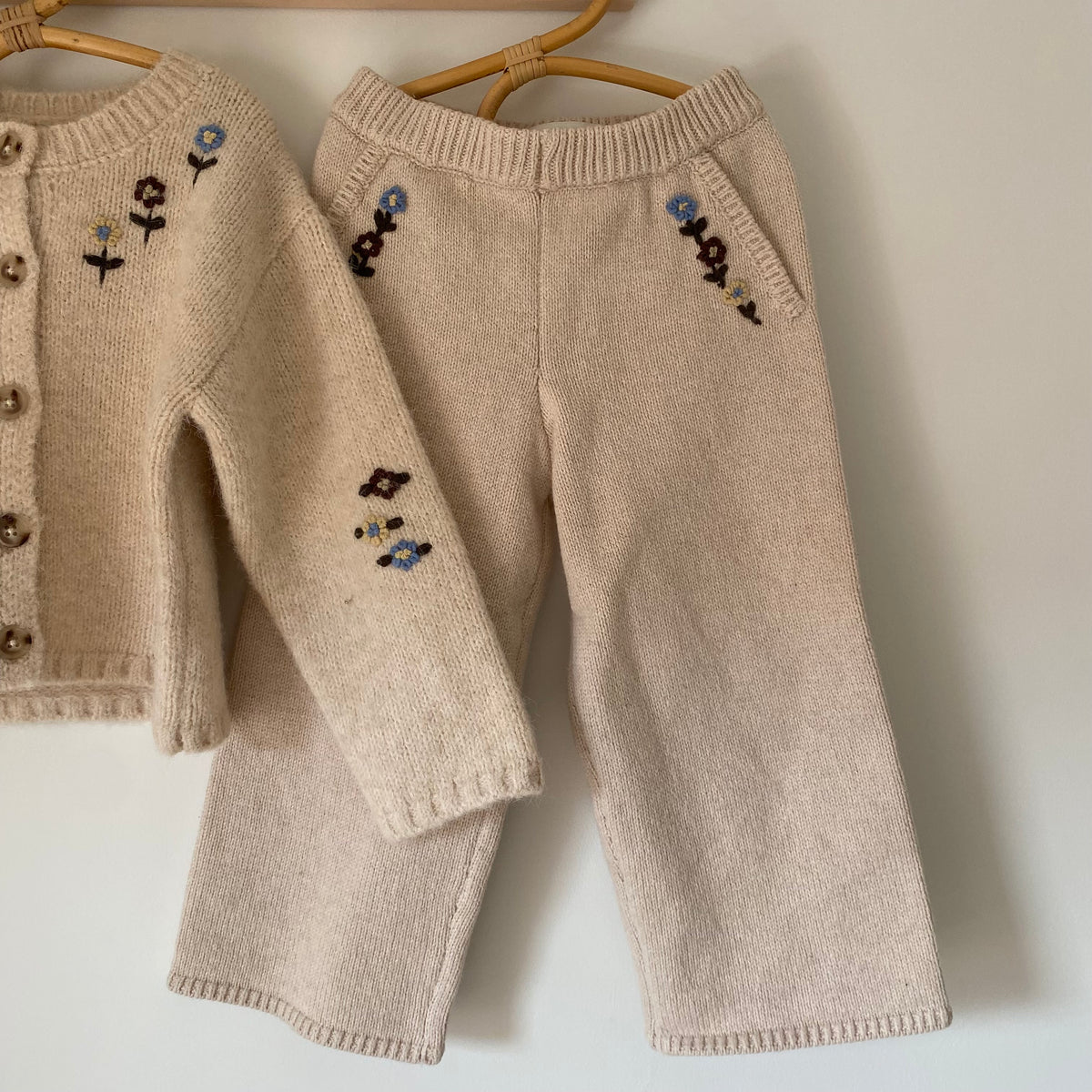 3-4Y Zara floral embroidered cream knit cardigan co-ord