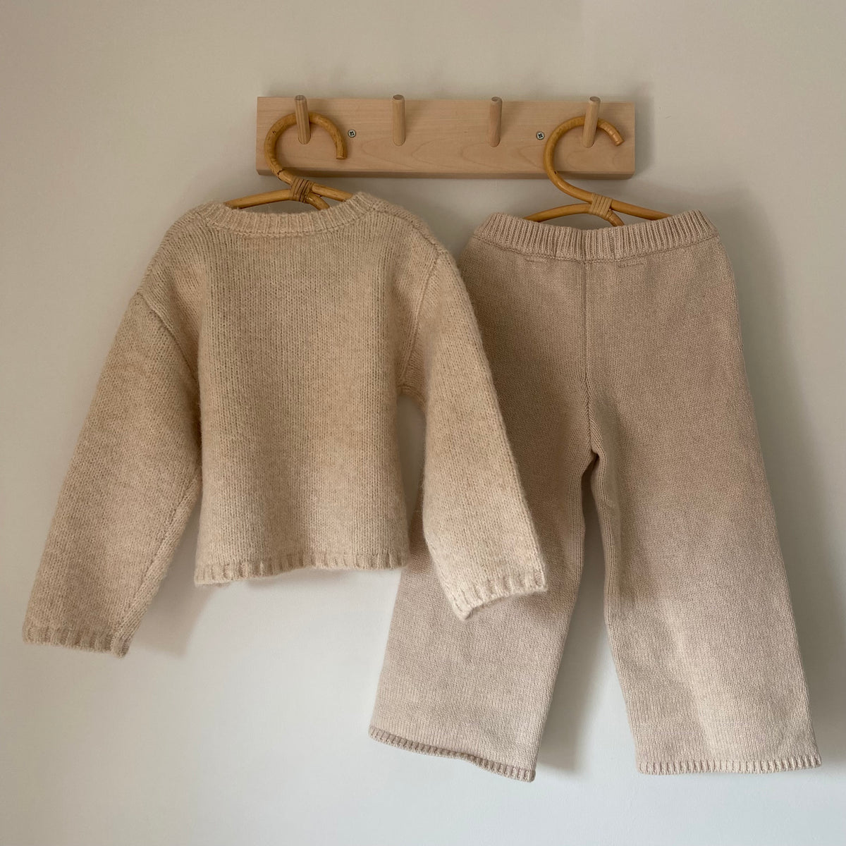 3-4Y Zara floral embroidered cream knit cardigan co-ord
