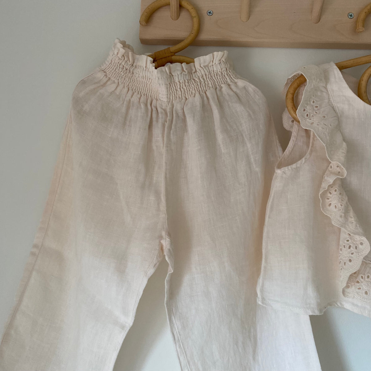 4-5Y Zara cream linen broderie anglais set co-ord