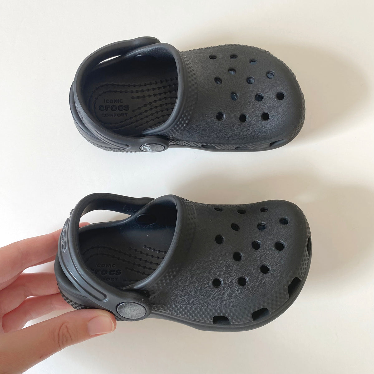 Crocs black classic UK size C7