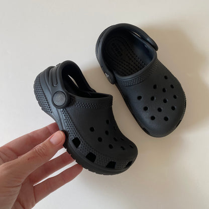 Crocs black classic UK size C7