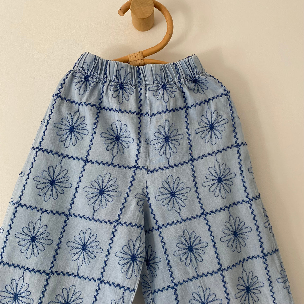 4-5Y Zara embroidered blue floral wide leg trousers