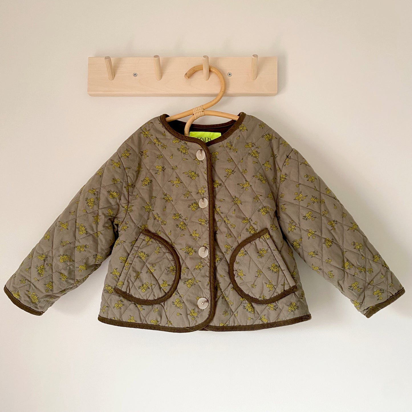 3-4Y Zara khaki ditsy floral quilted jacket