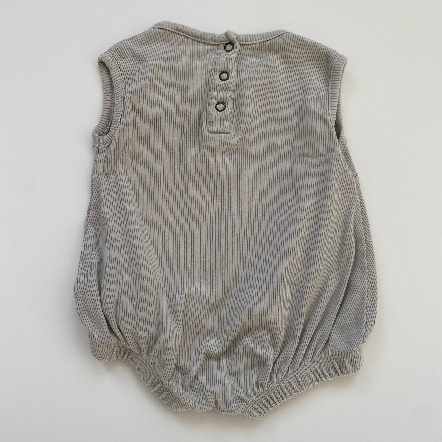 0-3M TurtleDoveLondon ribbed grey bear bubble romper