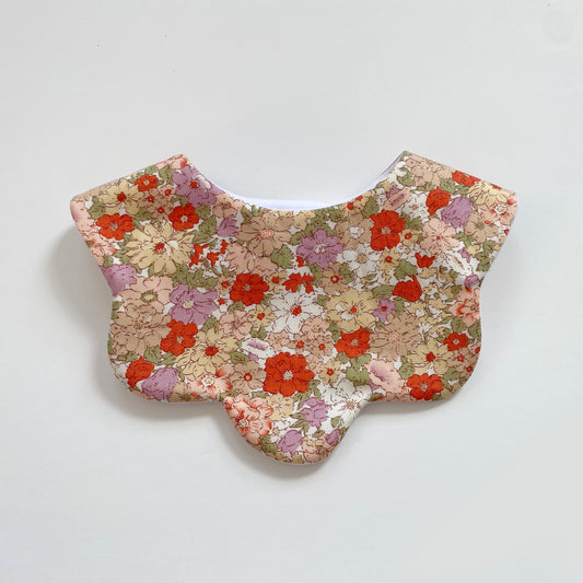 Autumn floral scallop bib