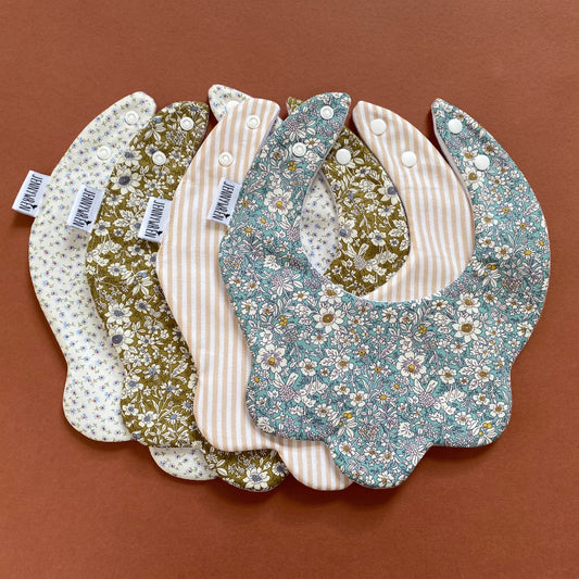 Choice of ditsy scallop bib