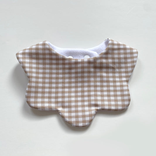 Beige gingham scallop bib