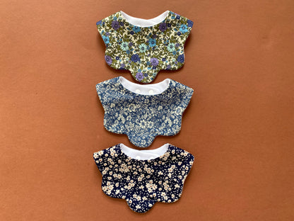 Choice of ditsy scallop bib