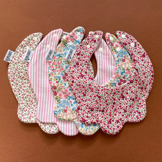 Choice of ditsy scallop bib