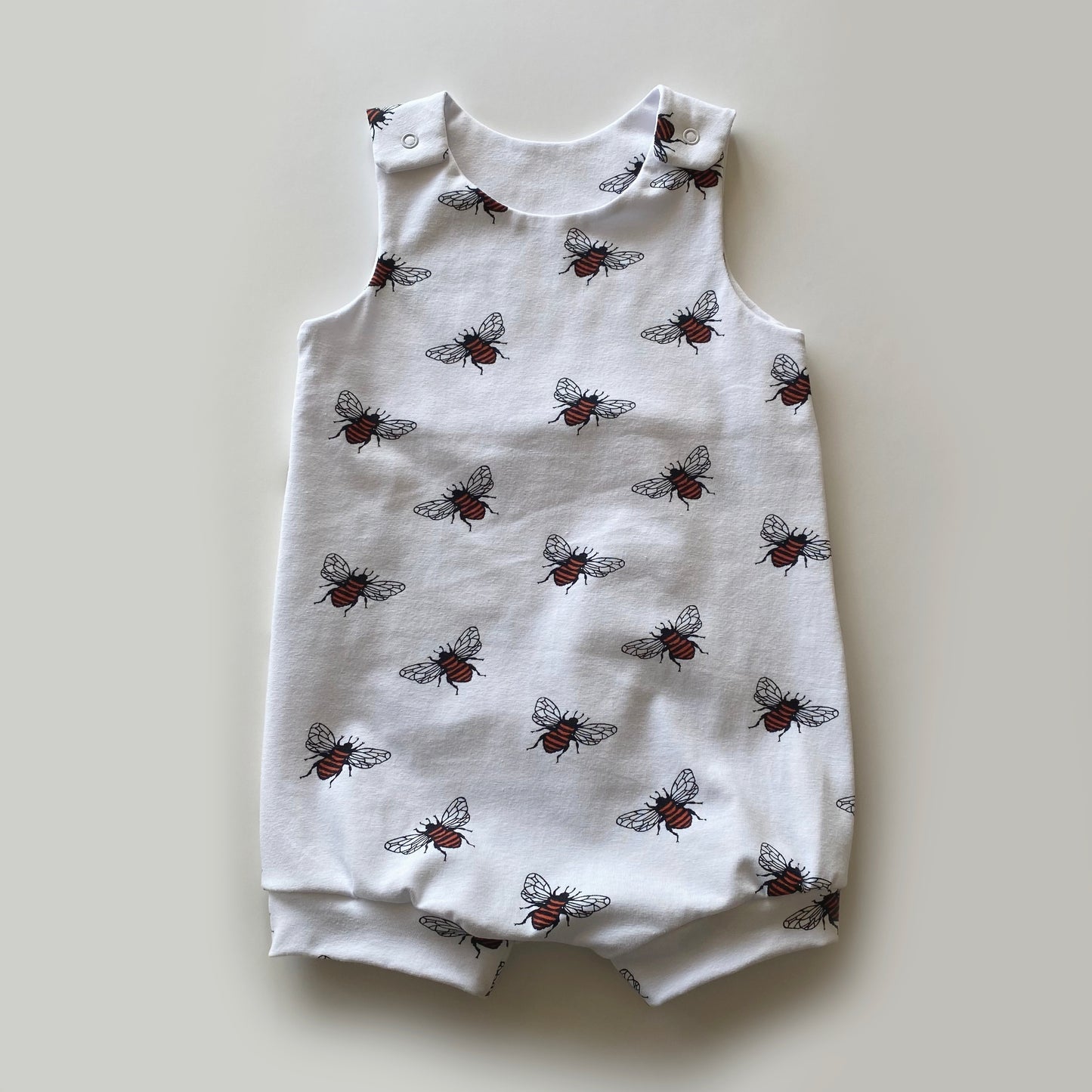 9-12M white bee short romper