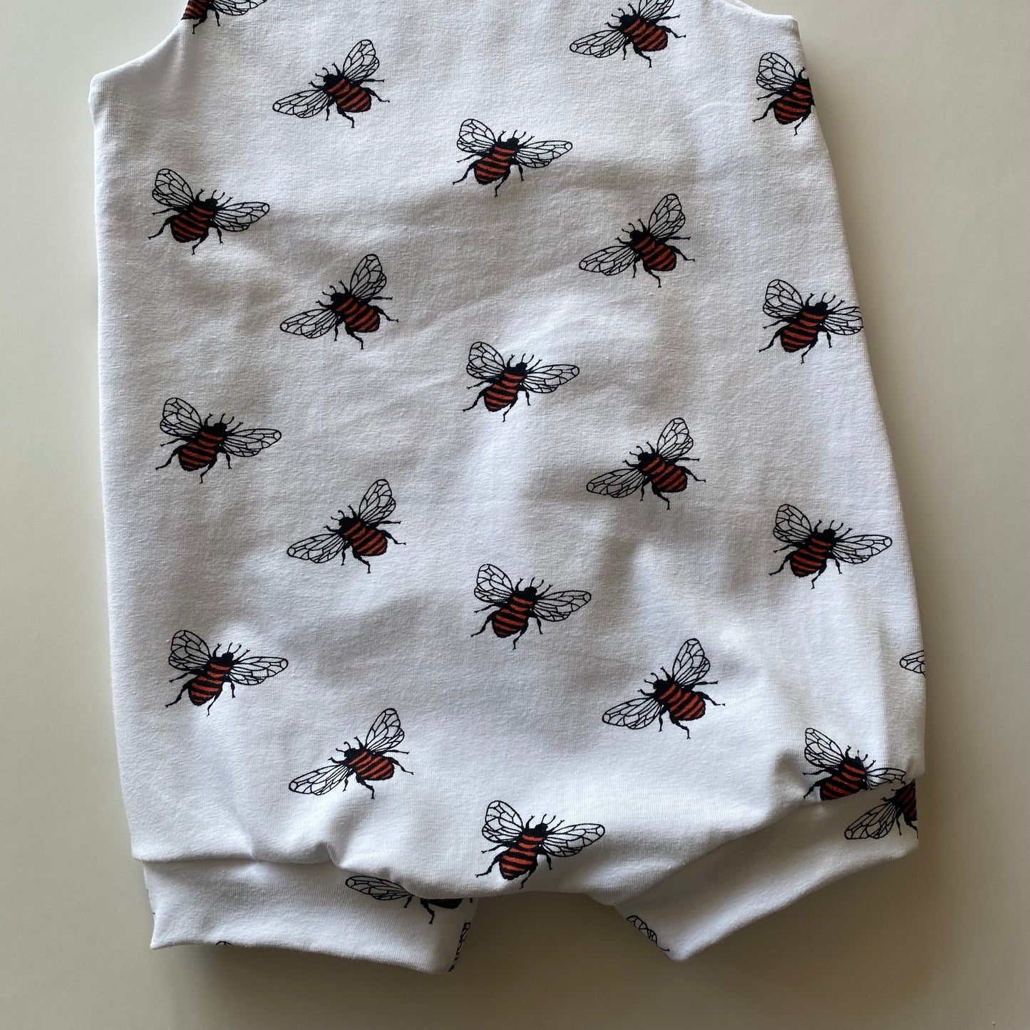 9-12M white bee short romper