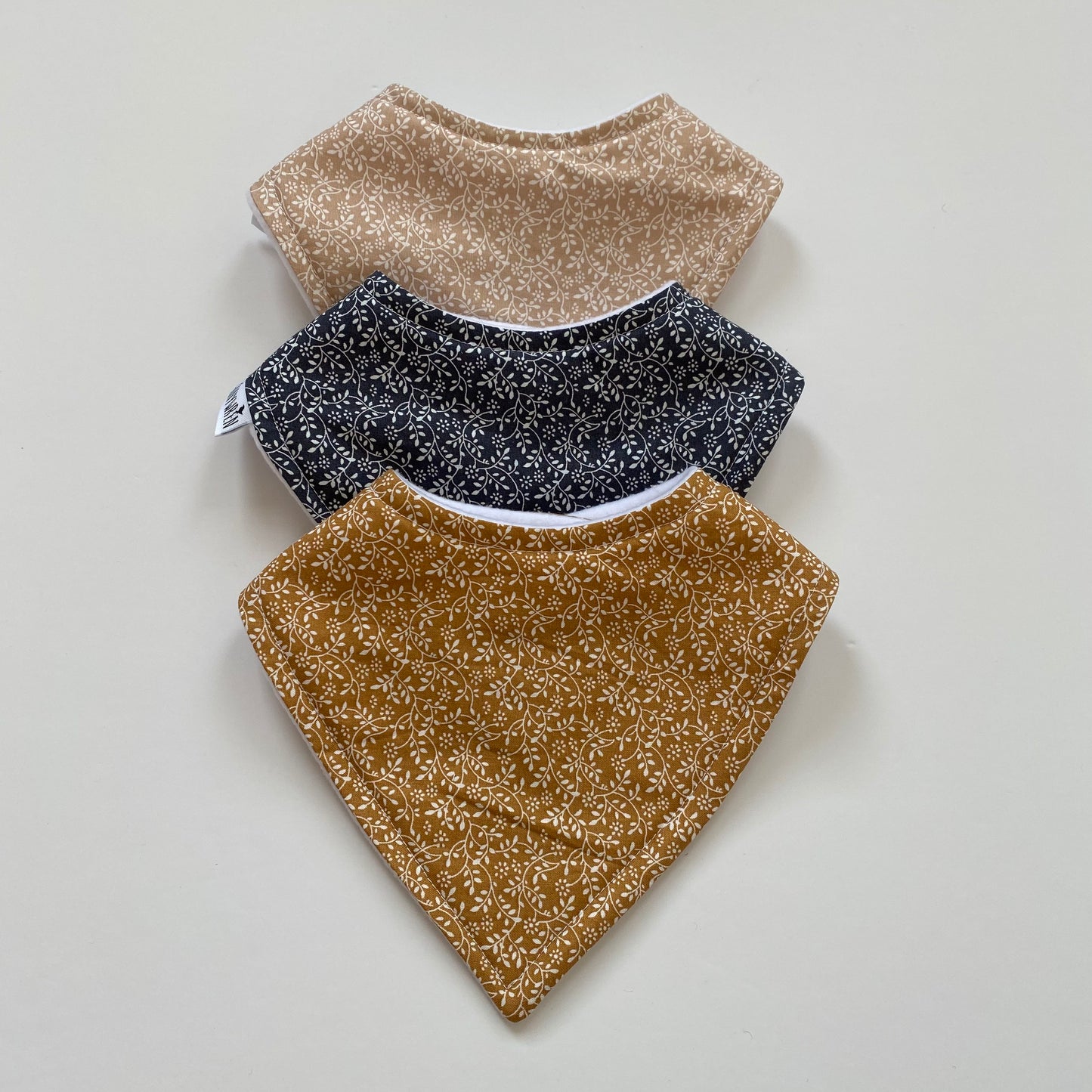 Choice of Autumn ditsy bandana bib