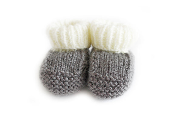 Knitted booties dark grey