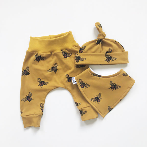 Mustard bee set