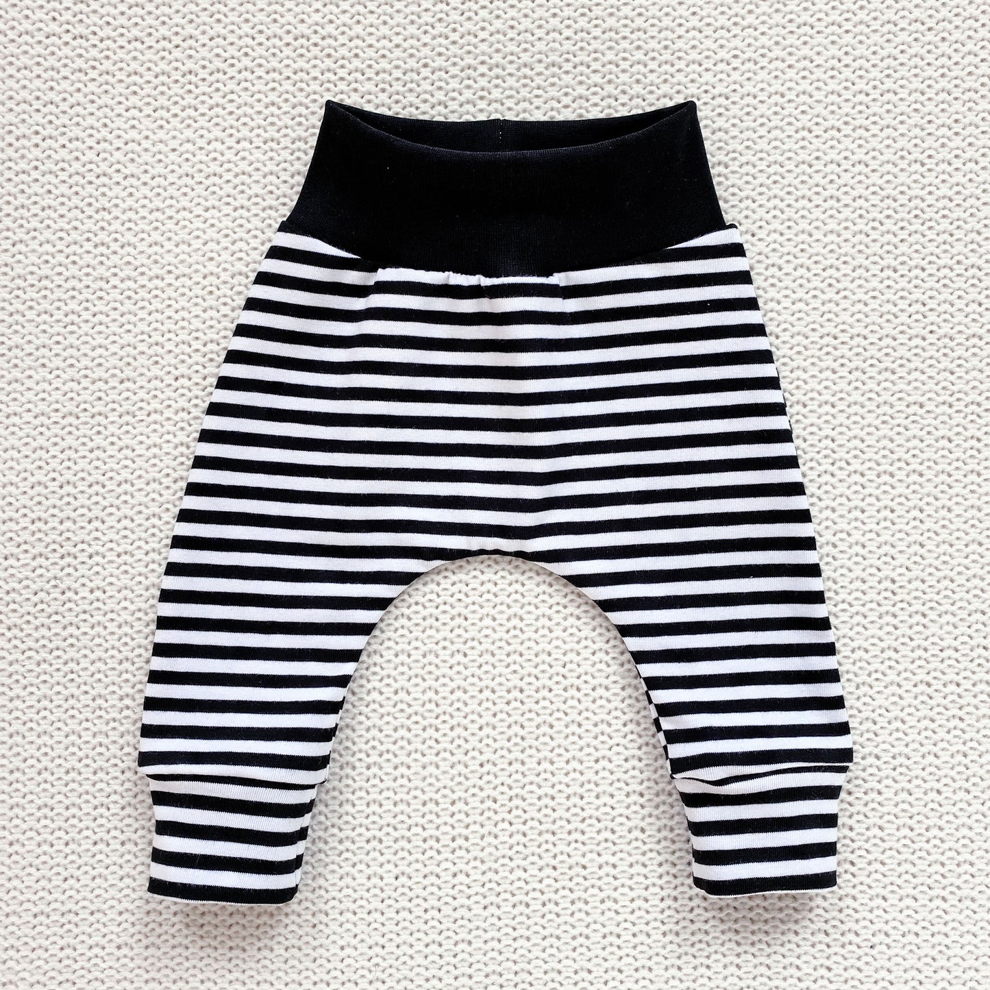 Black stripe harem leggings