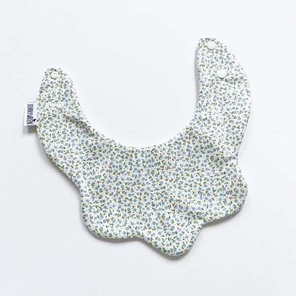 Forget me not scallop bib