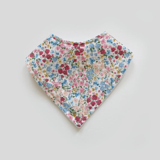 Primrose bandana bib